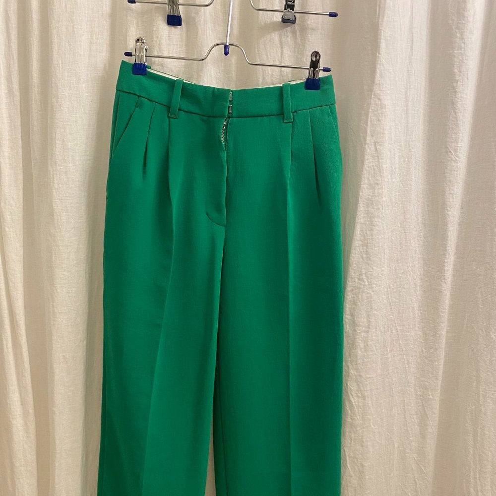 Aritzia Effortless Cropped Pant, Wide Leg High Waisted Trousers, Size 4, Green